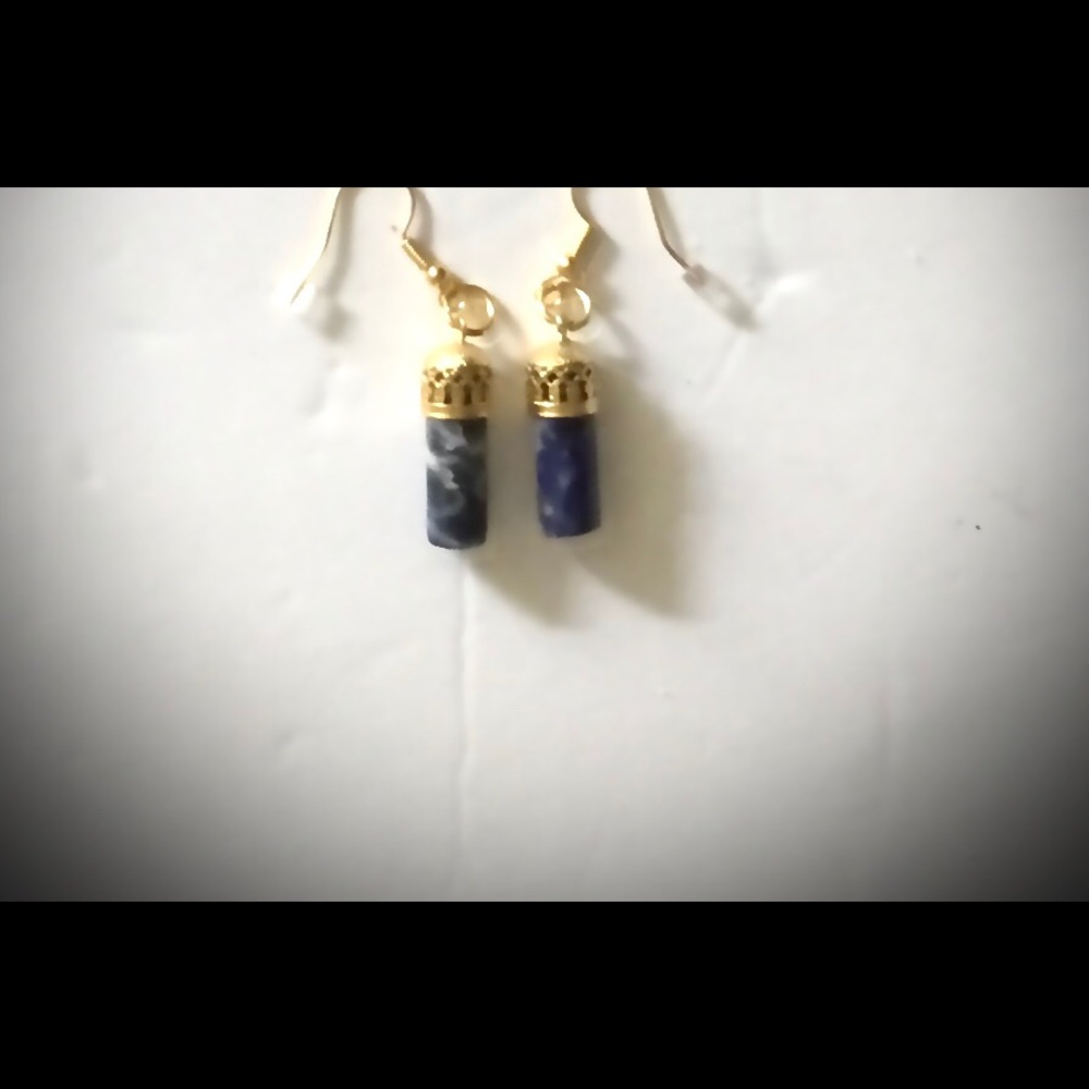 Earrings NWOT Vintage Blue Soapstone GF Dangles